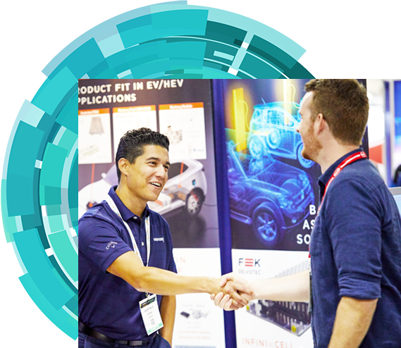 Attendee and exhibitor shaking hands at a tradeshow 